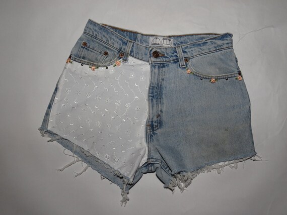 Ladies levi deals shorts