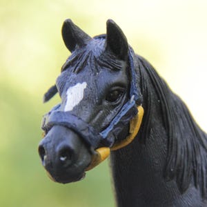 blue and yellow leather halter for schleich horses
