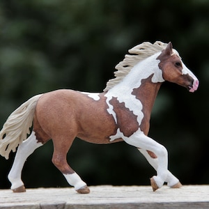 Repainted Schleich Quarter horse