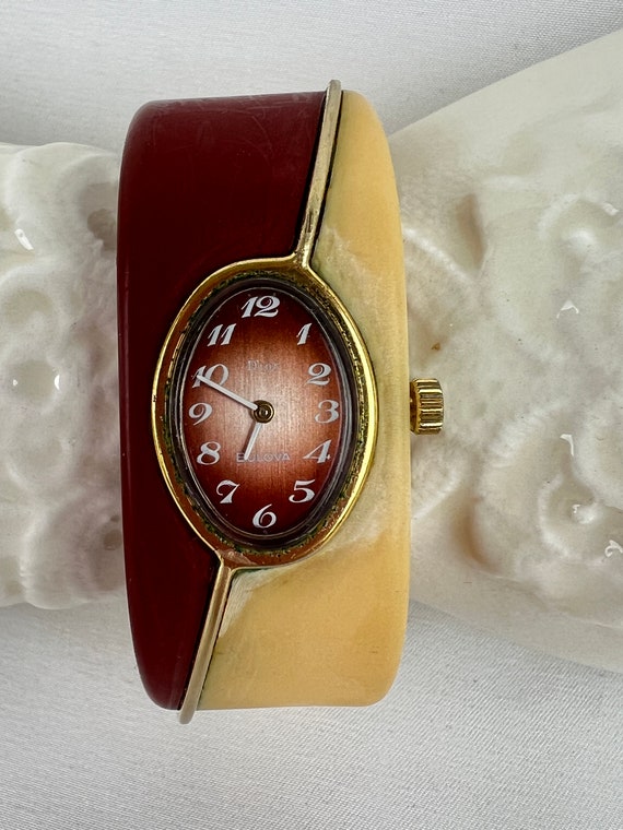 Montre-bracelet Vintage Bulova Pour Femme - Modèle GF (w66) - Occasion élégante
