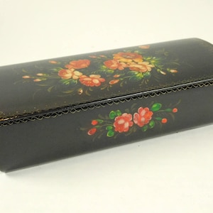 Russian Lacquered Wood Trinket Box Hand Painted Red Pink Flowers Roses Lidded 8 by 3 by 1 Inch Size Home Office Decor