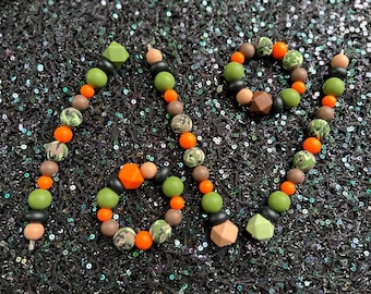 Camo camouflage Post hunter orange green brown tumbler silicone handle charm