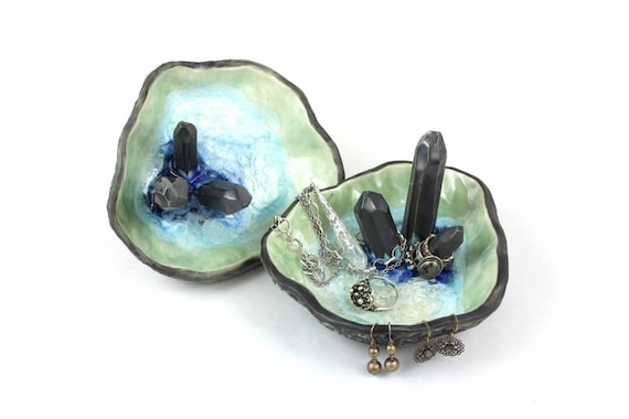 CRYSTAL JEWELRY DISH | green | handmade ceramic catch all jewelry dish | wedding ring holder | key holder | trinket dish | agate geode gift