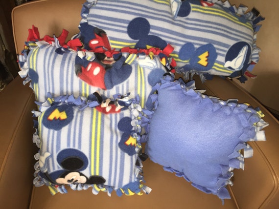 No Sew Fleece Disney Mickey Mouse Pillow Etsy