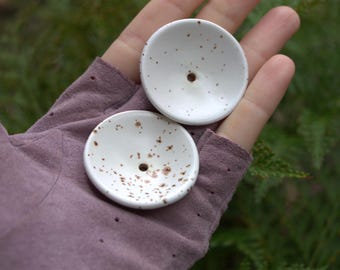 Ceramic diz (fiber prep tool) for wool