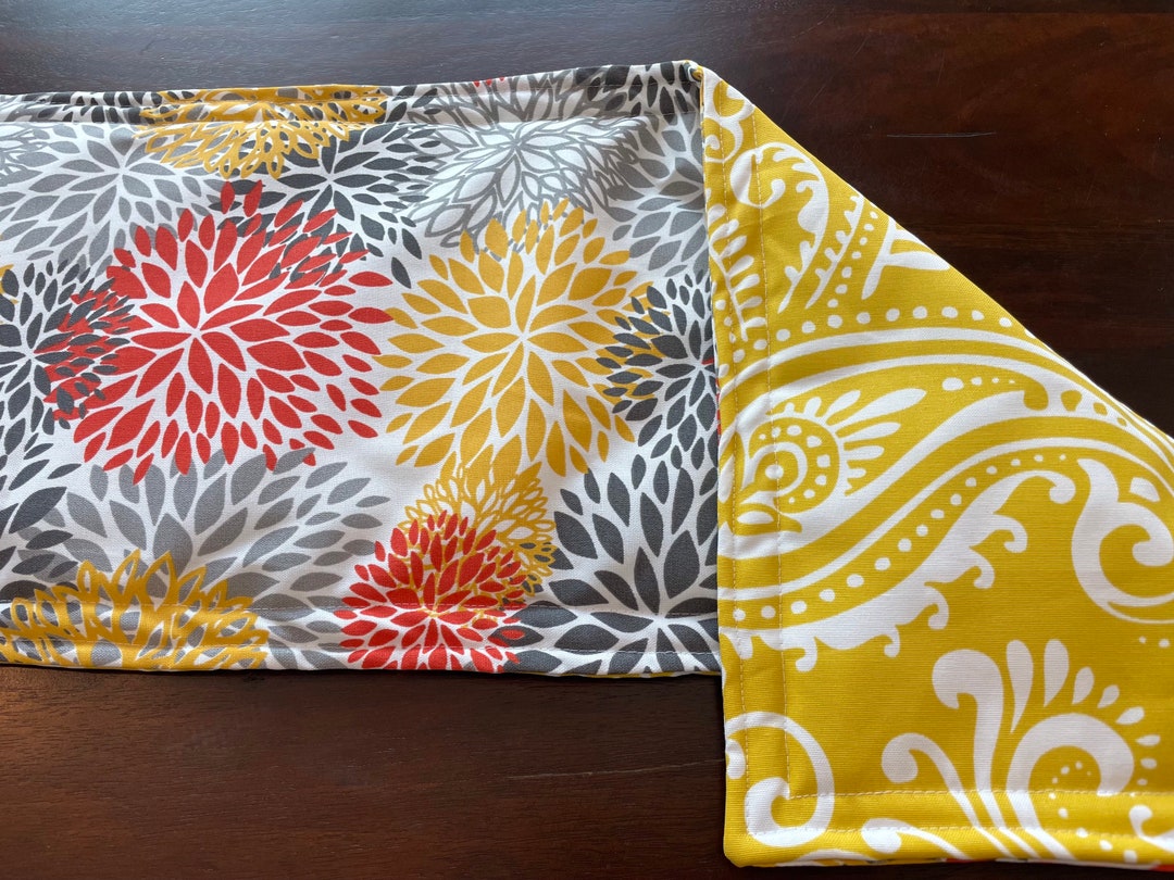 Hot Pad Table Runners and Square Pads Citrus Blooms With Yellow or Grey