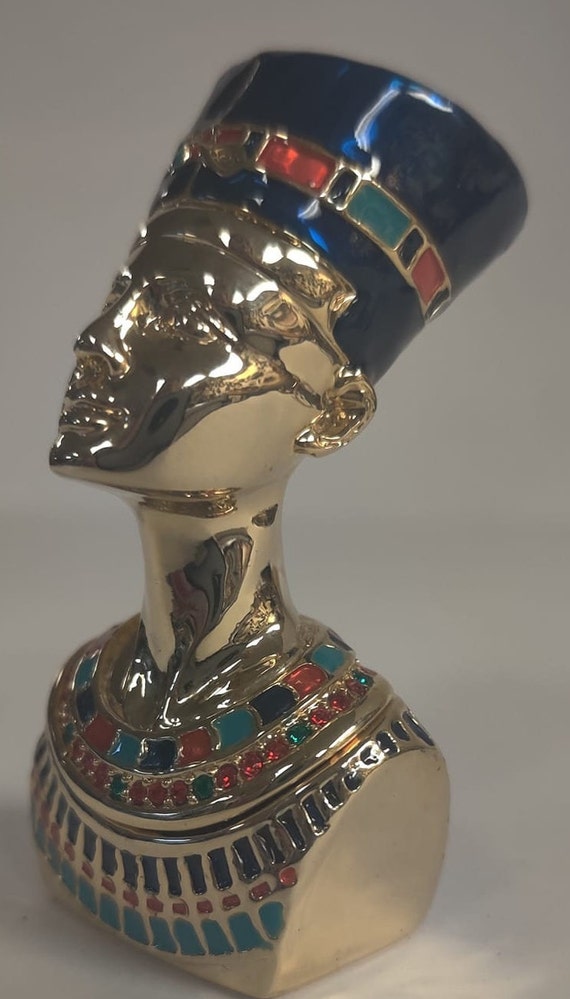 Unique Brass Egyptian Statue Queen Nefertitie  JEW