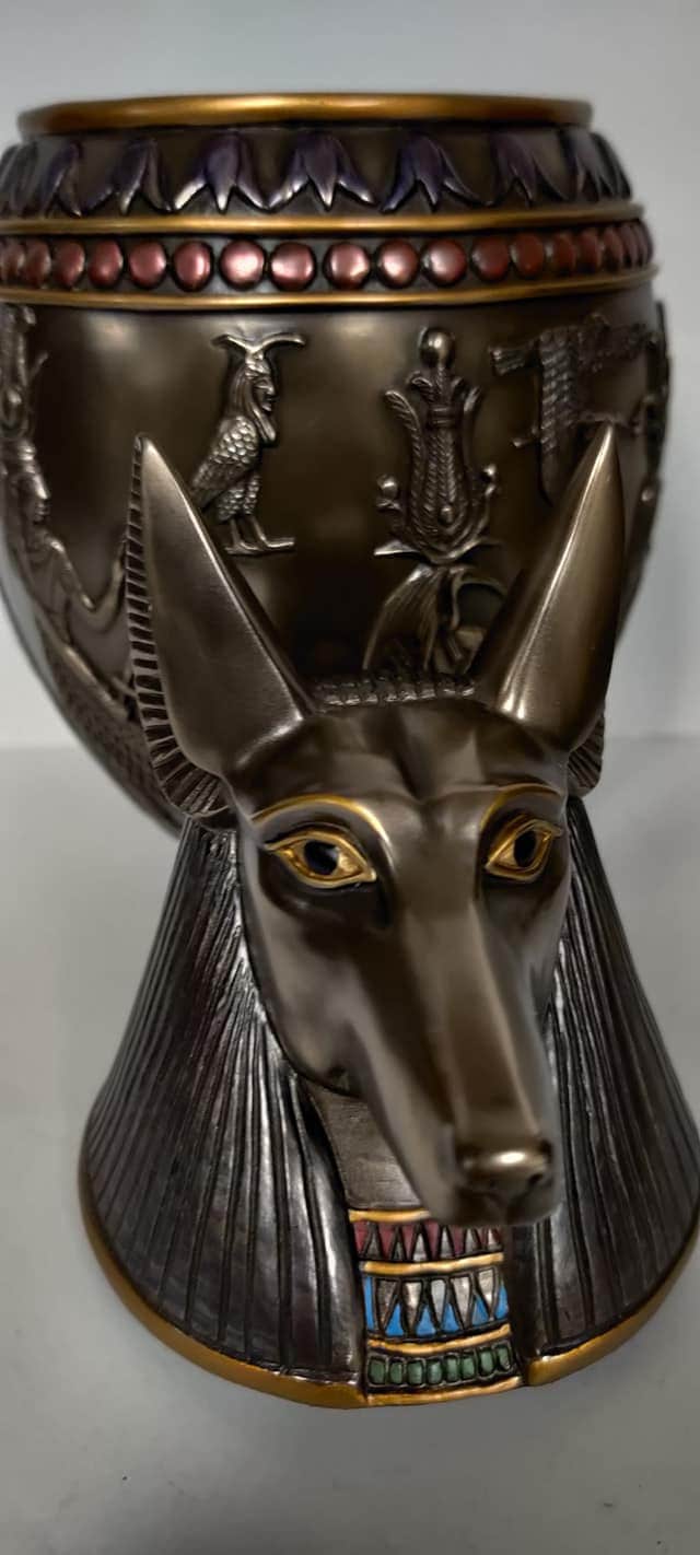 ユニークな大型エジプト神アヌビスのカノプス壺の記念碑、人間の遺灰用