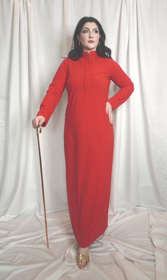 red egyptian dress Egyptian Traditional Clothing