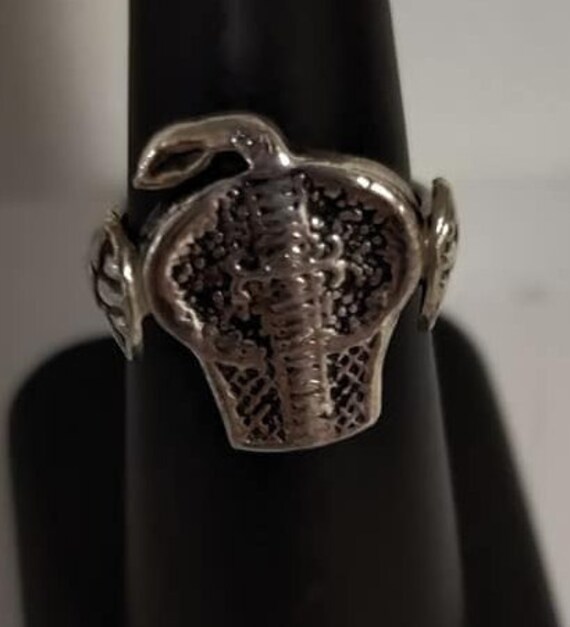 vintage Unique Egyptian Cobra  Ring  Size 5 1/2 S… - image 4