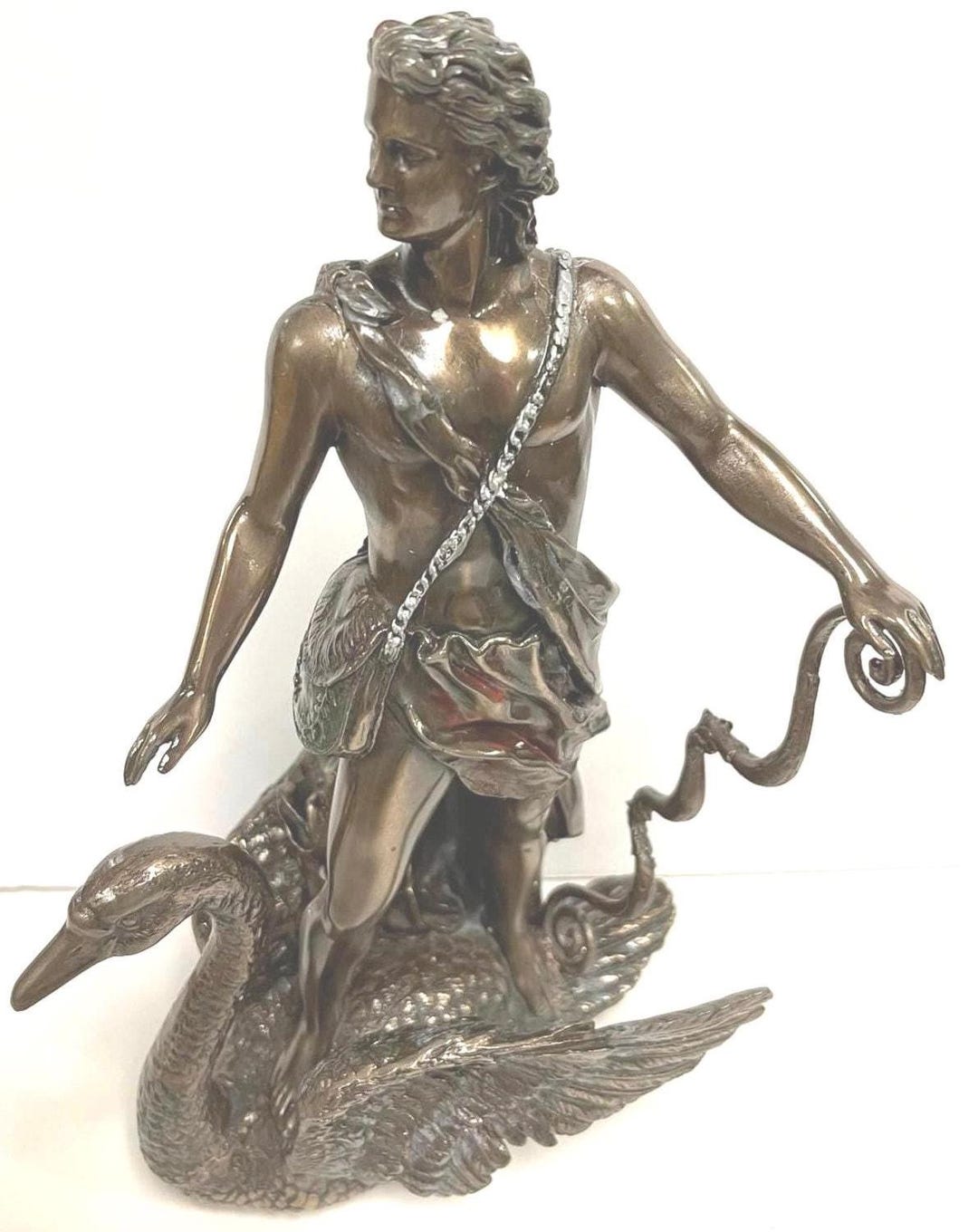 Estatua única del dios Apolo montando un cisne (dios griego del sol y la  luz), coleccionable. Última unidad. - Etsy México, image size:1080x1360