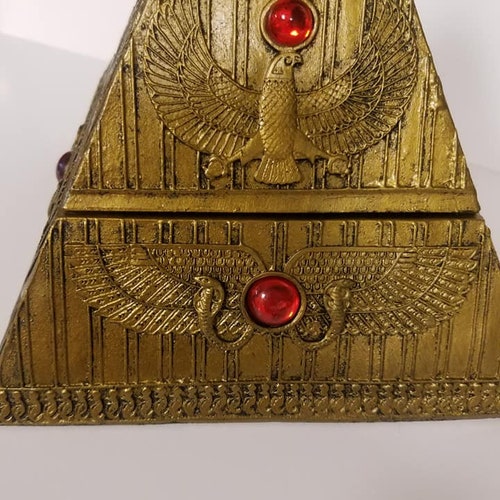 Unique Hand shops Carved Large Heavy Jewelry Box Egyptian Pyramid