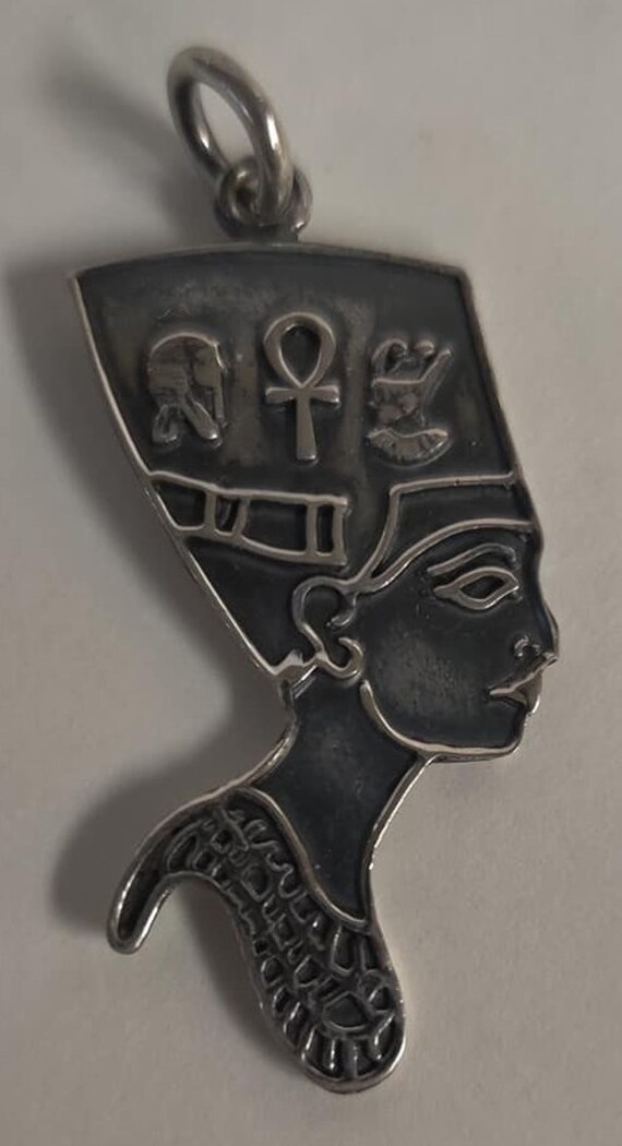 Unique Solid  Silver Egyptian Queen Nefertitie Pe… - image 1