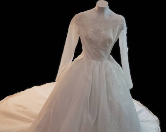 Petite Size Vintage Wedding Dress