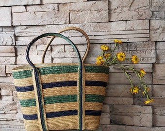 Woven Straw Market Bag , Vintage Farmhouse Decor