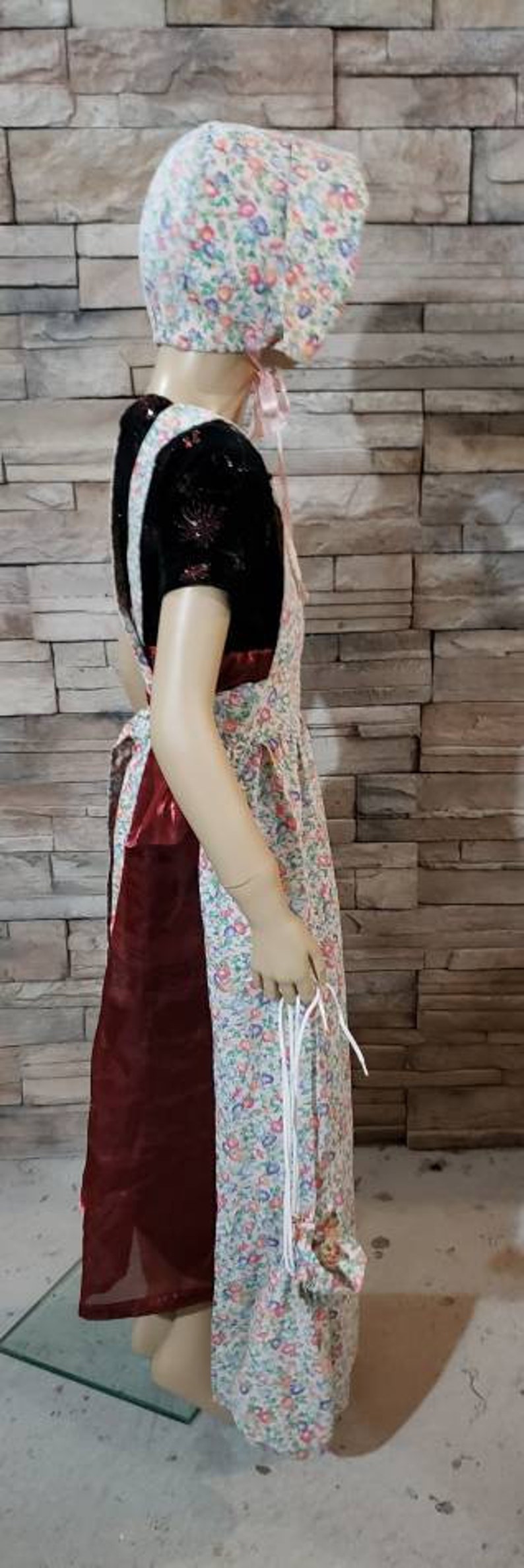 Pilgrim Apron Bonnet Set Pioneer Girl Cosplay
