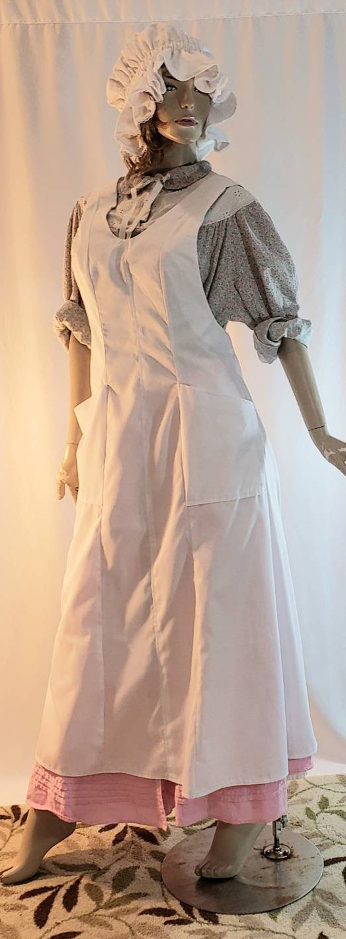 white pinafore apron plus size
