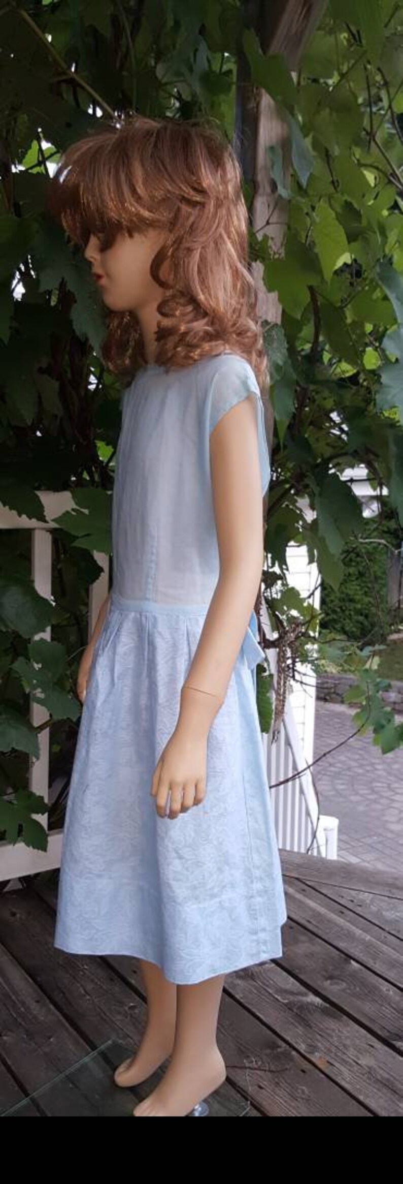 Girls tea party dress size 8 to 14