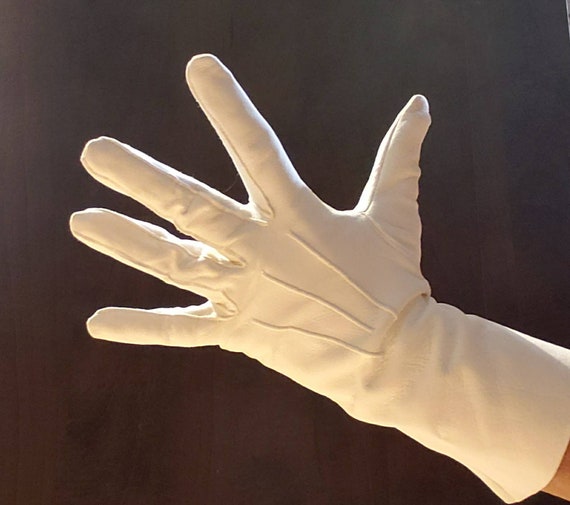 White Victorian Leather Wedding Gloves - image 2