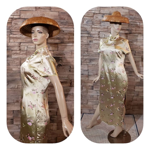 Long fitted Chinese dress