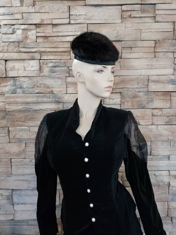 Antique fur pillbox hat