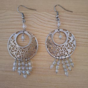 Handmade earrings with glass beads and pearls
