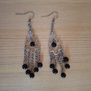 Handmade earrings with glass beads and pearls