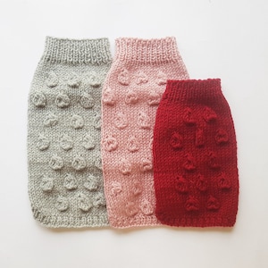 Dog pullover / Hand-knit dog jumper / Dog costume / Dog outfits  / Cat sweater / Dog clothing / Sleeveless dog coat / Spring dog sweater