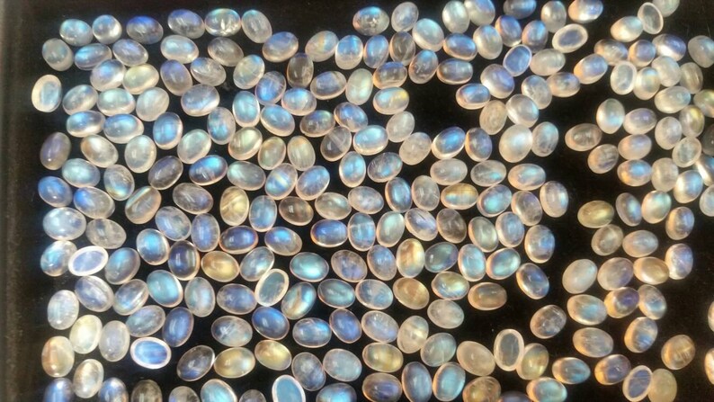 Pack of 10 Pc Good Quality Cabochons Code AAA50 5X7MM Oval Rainbow Moonstone Smooth Cabs