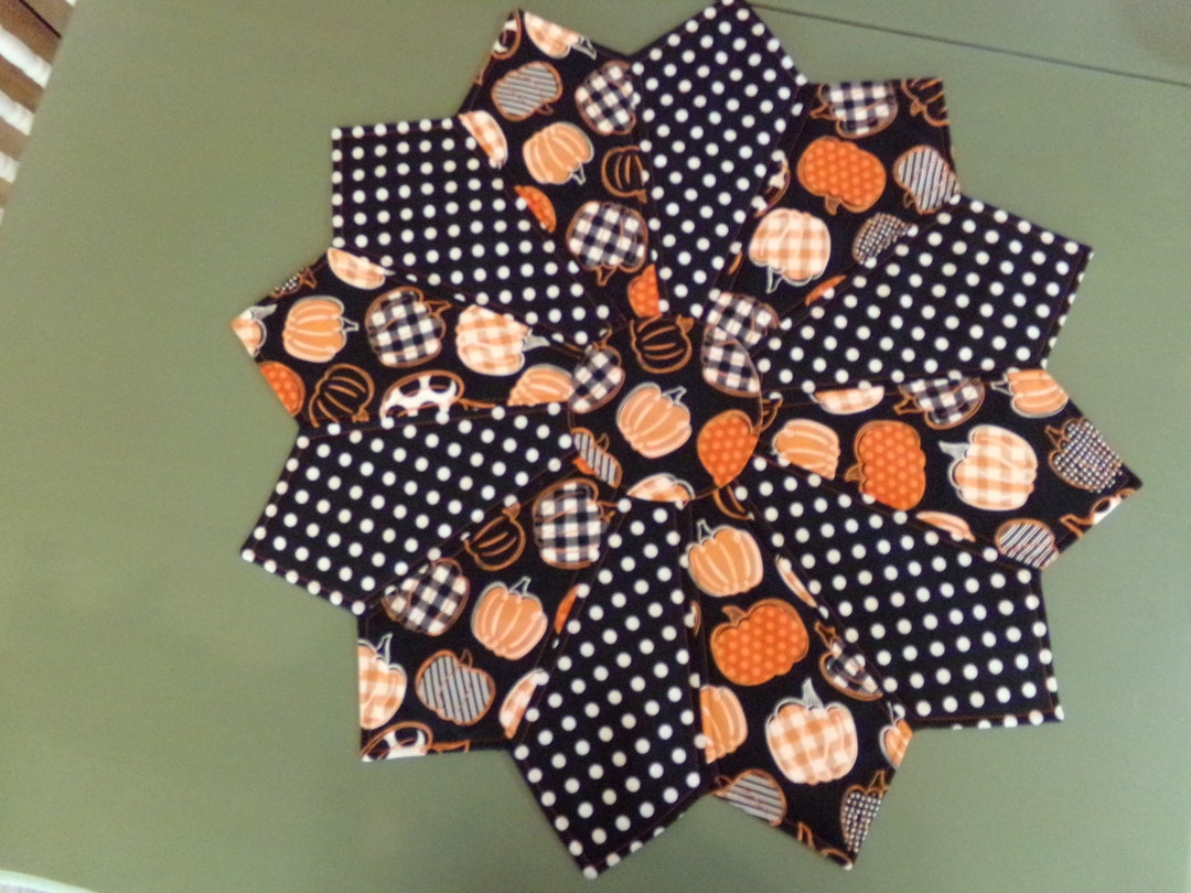 Handmade Quilted Table Topper Fall Pumpkins and Polka Dots #1065 - Etsy