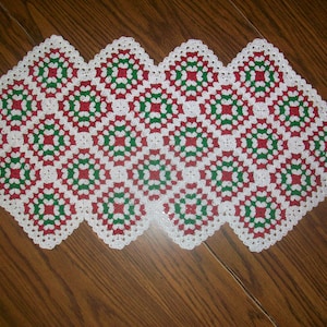 New Handmade Crochet Granny Square Diagonal Christmas Doily/Table Runner #3005