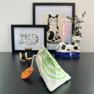 Freak Meowt, Handmade, Unique, Canadian Catnip cat toys, Catnip Green Tea tea bag, cool cat toys, Gifts for cats, cat toy, catnip toys image 2