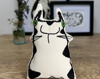 freak Meowt, Handmade, Unique, Canadian Catnip cat toys, Hank The Cat, cool cat toys, Gifts for cats, cat toys