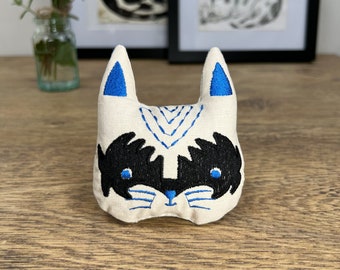 Freak Meowt, Handmade, Unique,  Catnip Kiss Kitty  cat toys, cool cat toys, Gifts for cats, cat toy, catnip toy