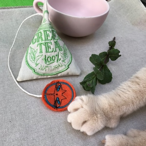 Freak Meowt, Handmade, Unique, Canadian Catnip cat toys, Catnip Green Tea tea bag, cool cat toys, Gifts for cats, cat toy, catnip toys image 6