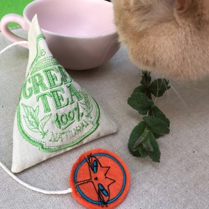 Freak Meowt, Handmade, Unique, Canadian Catnip cat toys, Catnip Green Tea tea bag, cool cat toys, Gifts for cats, cat toy, catnip toys image 3