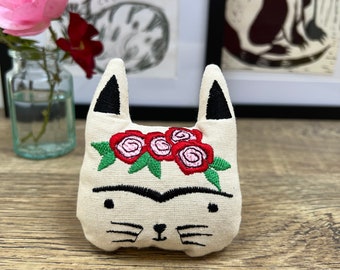 Catnip Frida Cat toy, gifts for cats, cool cat toys