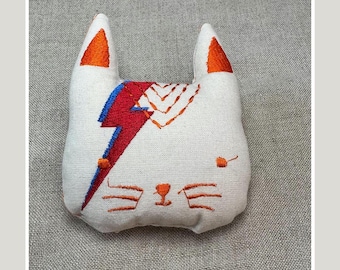 Catnip Cat Toy: David Meowie. Handmade Cotton Embroidered Rock Star, Soft, Durable and interactive for Happy Felines. Gifts for Kitties