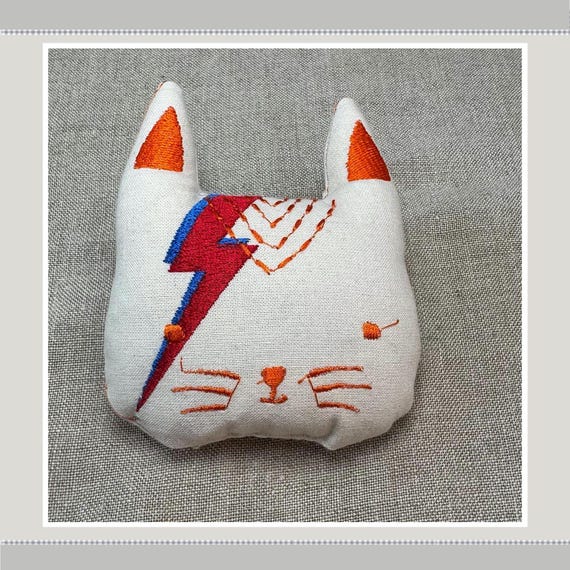 Catnip Cat Toy: David Meowie. Handmade Cotton Embroidered Rock Star, Soft, Durable and interactive for Happy Felines. Gifts for Kitties