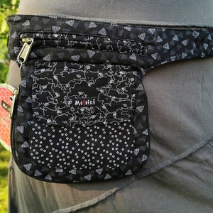 Gürteltasche wendbar erweiterbar schwarz weiß mit Druckknöpfen Ethno Boho Hippie Ibiza Psy Goa Festival Taschengürtel Hüfttasche