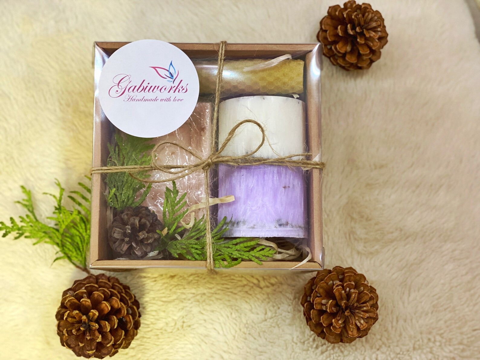 Natural and Organic Gift Set of 3 | One Soy Candle, One Beewax Candle ...