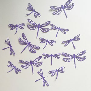 30 stuks Papieren libellen gestanst | Papieren LIBEL| Papieren confetti| Libellen voor scrapbooking| Feestdecoratie| Confetti| Achtergronden|