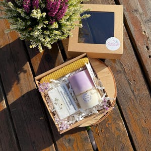 Organic Gift Set of 3 | One Soy Candle, One Beewax Candle, Natural Soap ...