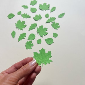 60 stuks Gemengde BLADEREN gestanst, papieren bladeren, papieren confetti, bladeren voor scrapbooking, feestdecoratie, confetti babyshower, achtergronden