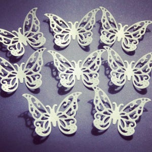 Oro opaco " 30 Farfalle/ Farfalle di carta/Farfalle DIE CUT/ Coriandoli di carta/ Farfalle per scrapbooking/Party décor/Wedding décor/