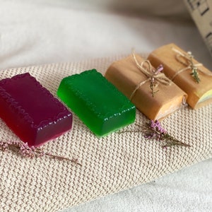 Clear and Gentle Glycerin Soap Leaf, Organic Soaps, Handmade soaps, Natural Soap Bar with Essential oil.