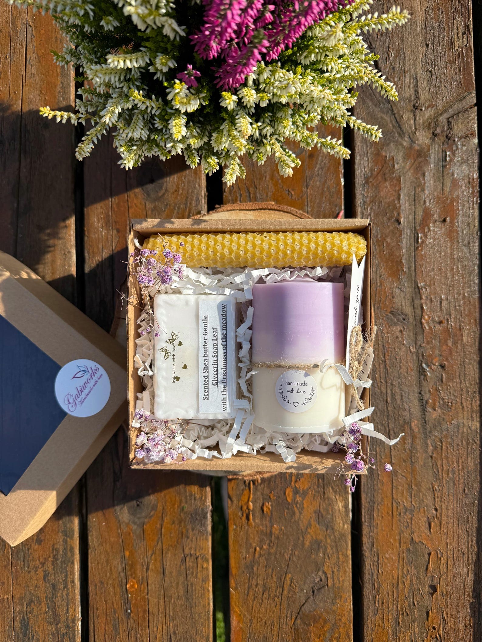 Organic Gift Set of 3 | One Soy Candle, One Beewax Candle, Natural Soap ...