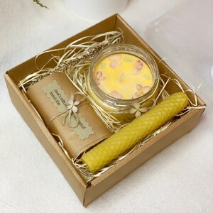 100% Organic Gift Set of 3 | One Soy Candle, One Beeswax Candle ...