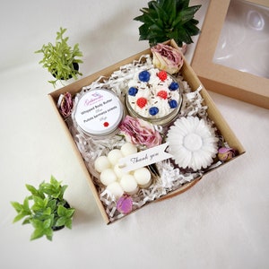 Geschenkset von 4 | Dessert Soja Kerze, Sheabutter Seife, Körperbutter, Bubble Soy Kerze| Geschenkebox| Spa Geschenkset| Relaxing Spa Kit|