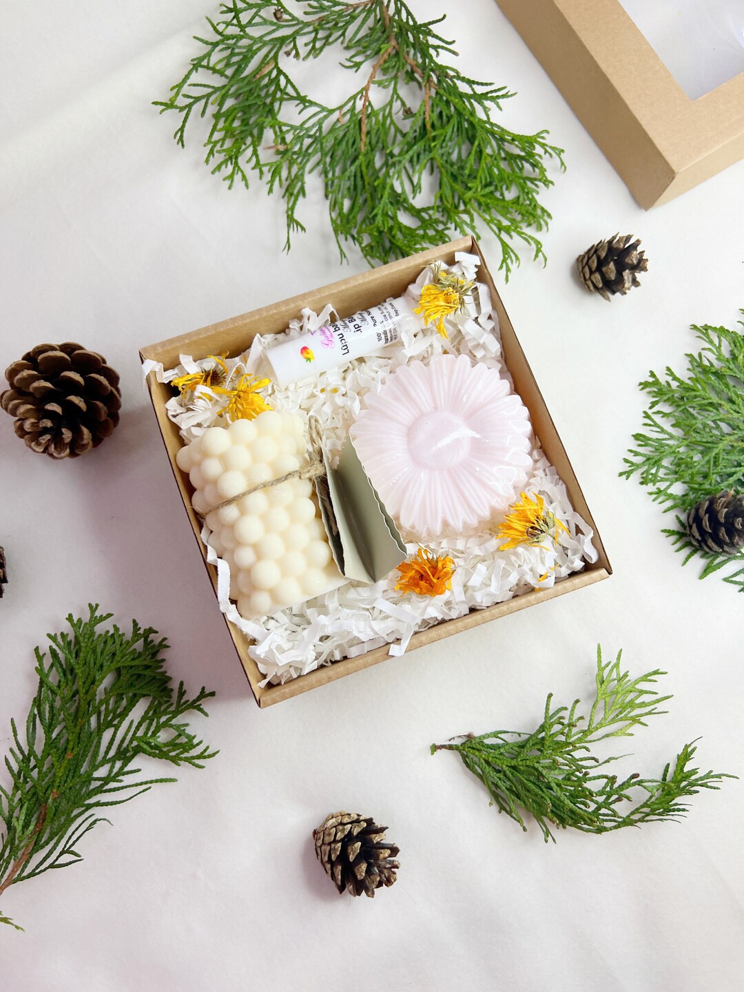 Organic Home Spa Gift Set | Soy Candle, Natural Soap & Lip Balm| Basket ...